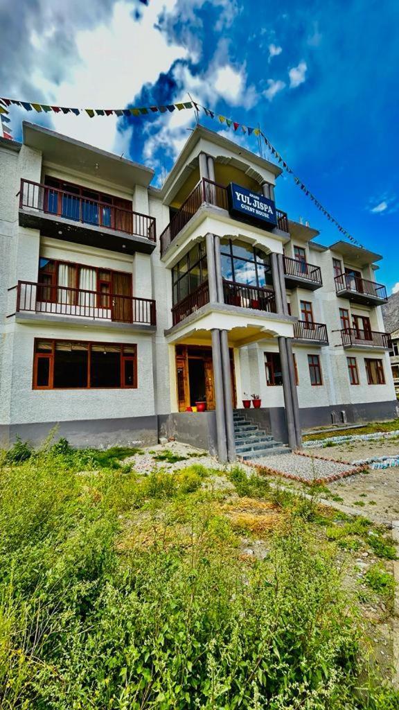 Anand Yul Jispa Hotel Ngoại thất bức ảnh
